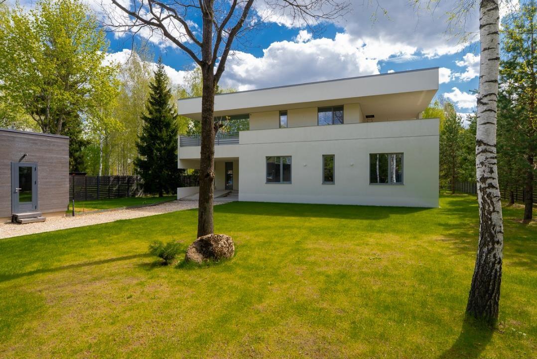 Дом 485 м2 в КП У реки