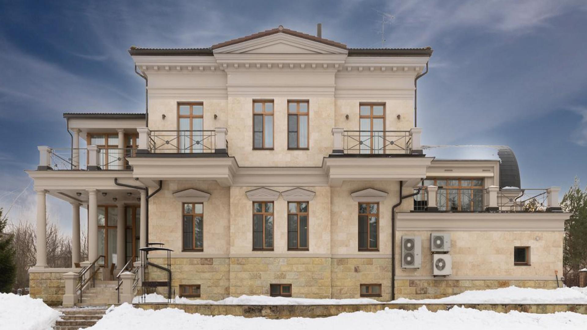 Дом 577 м2 в КП Монолит