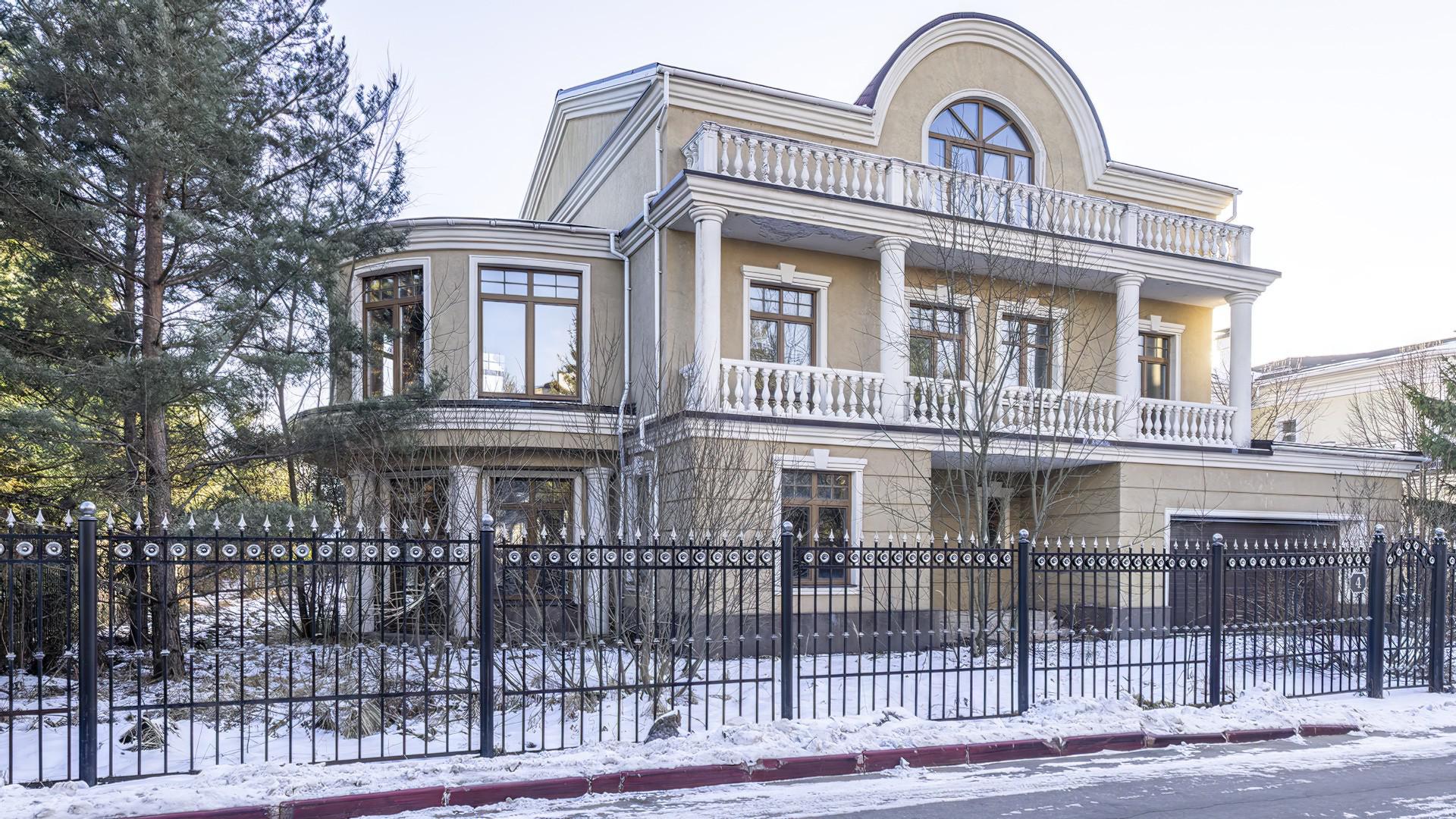 Дом 600м2 в КП Новахово