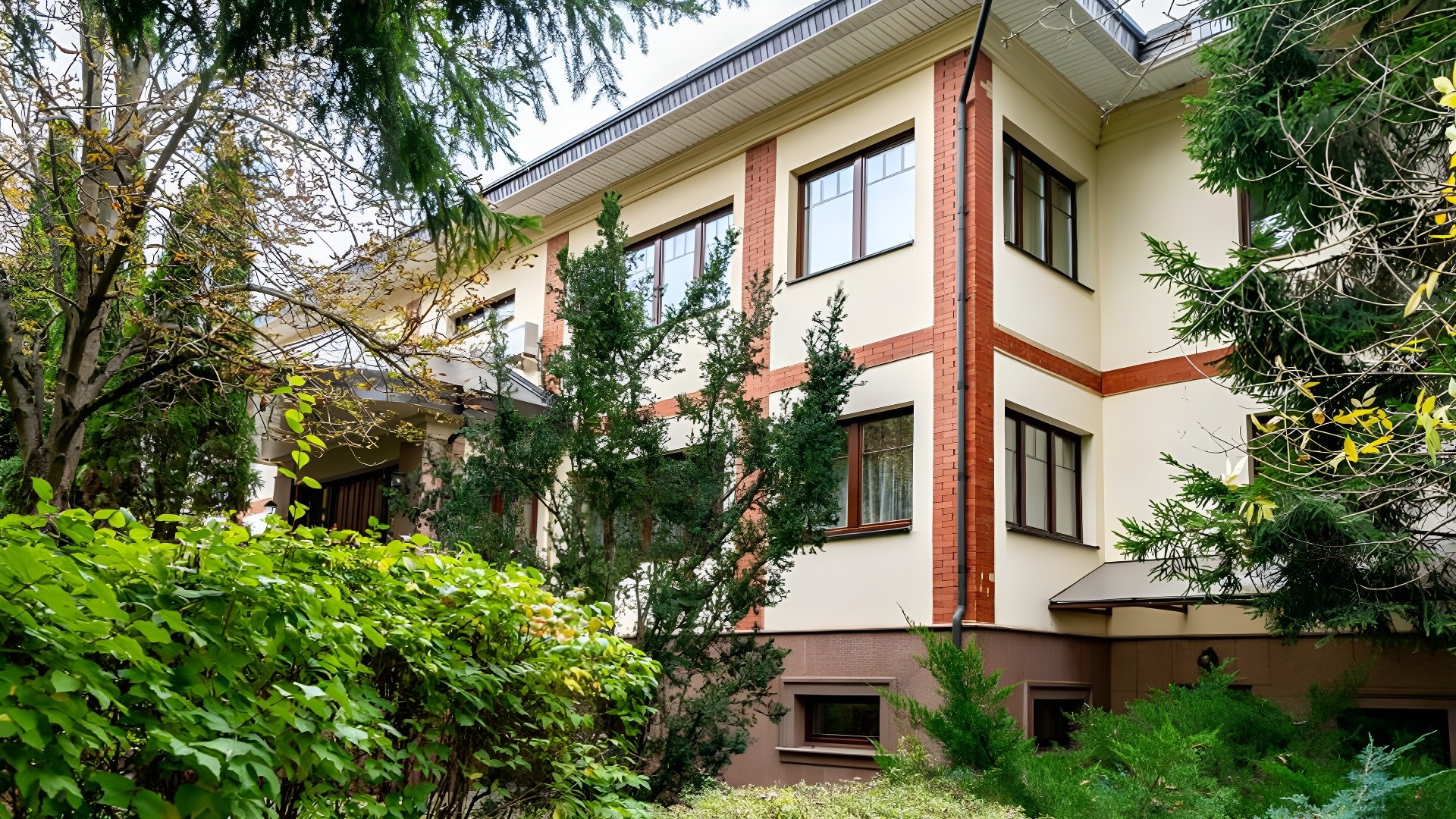 Дом 1063 м2 в КП Рассвет