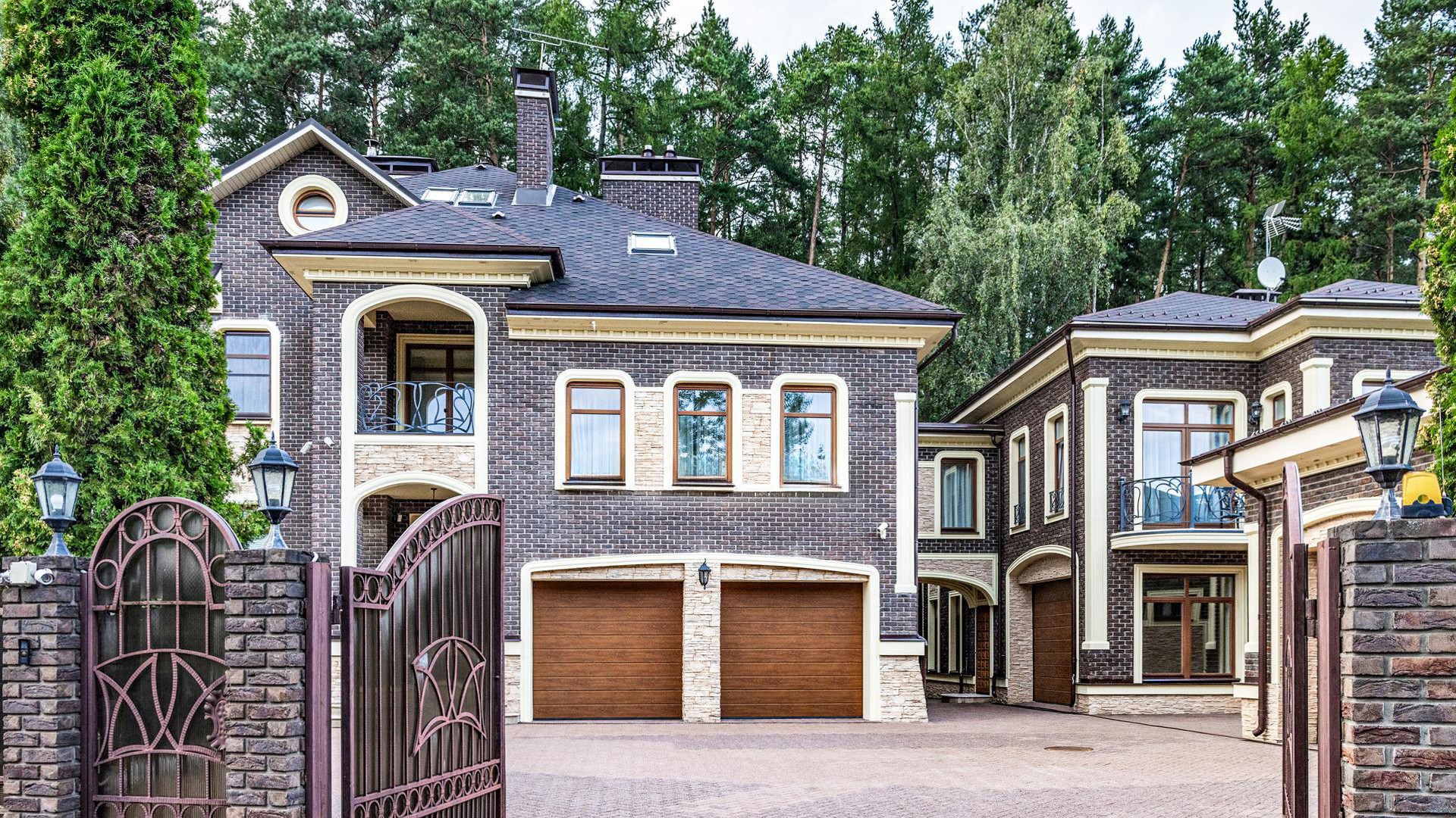 Дом 920 м2 в Лапино